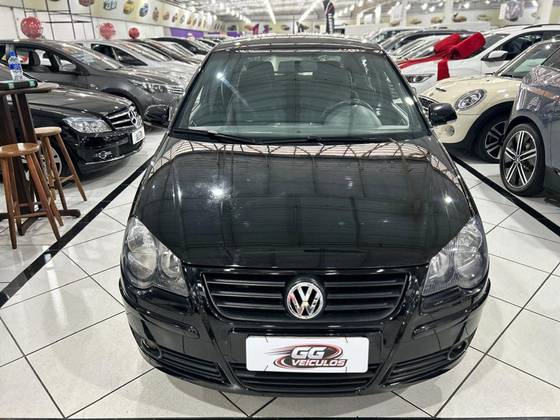 VOLKSWAGEN POLO 1.6 MI SPORTLINE 8V FLEX 4P AUTOMATIZADO VOLKSWAGEN POLO 1.6 MI SPORTLINE 8V FLEX 4P AUTOMATIZADO